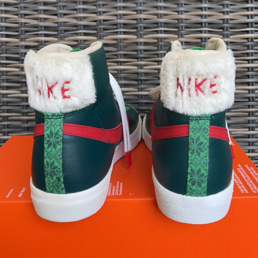 Nike Blazer Mid 77 Vintage MENS - Picture 9 of 16